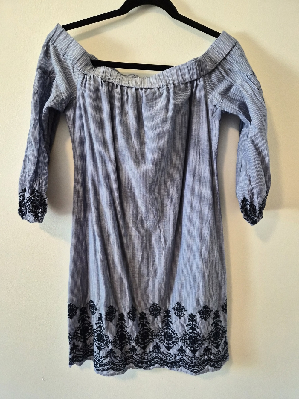 Vince Camuto Off the Shoulder Blue Embroidered Cotton Dress Size 4